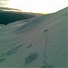 Pękniecie powierzchni śniegu zapowiadające lawinę. Zdjęcie zrobione podczas drugiego podejścia...Wszyscy oceniliśmy stopień zagrożenia lawinowego na poziomie IV 